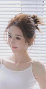 价钱正在250摆布